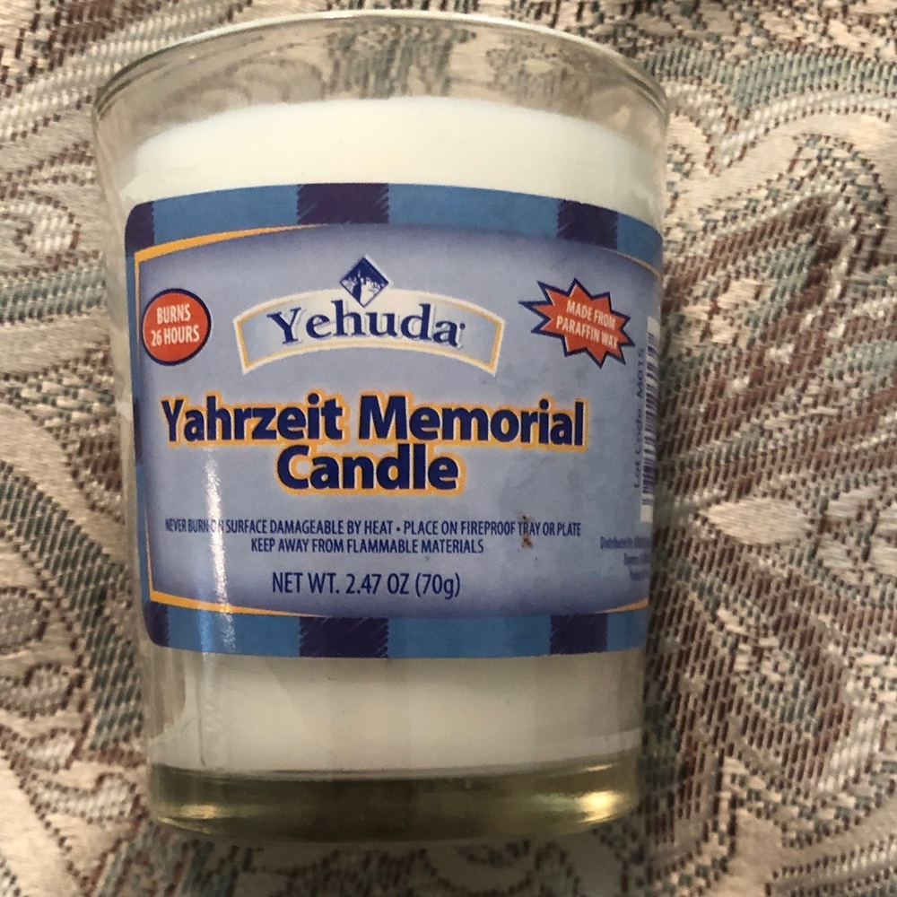 White Yahrzeit Memorial Candle 6 each